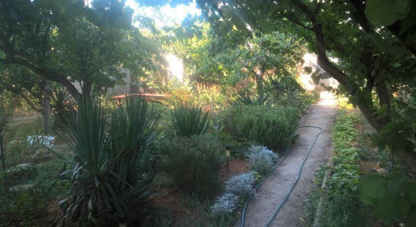 Гостевой дом The Grand Mollusk Севастополь-11